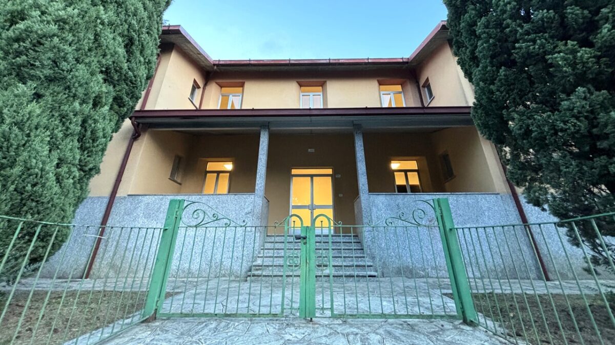 Scuola Goitre Colico 01
